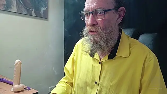 Snapshot of Uncle_Hottie chatting on 26, 3, 2026 Uncle Hottie online show from 26, 3, 2026