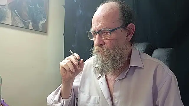 Snapshot of Uncle_Hottie chatting on 27, 3, 2026 Uncle Hottie online show from 27, 3, 2026