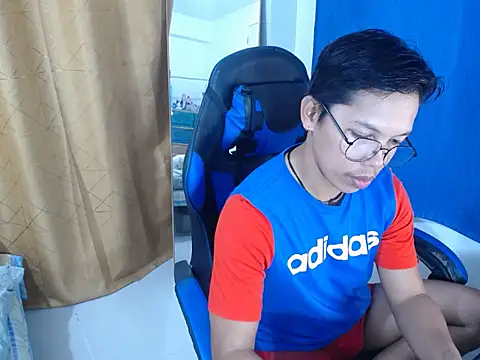Snapshot of holly_oreo chatting on 27, 6, 2026 holly oreo online show from 27, 6, 2026