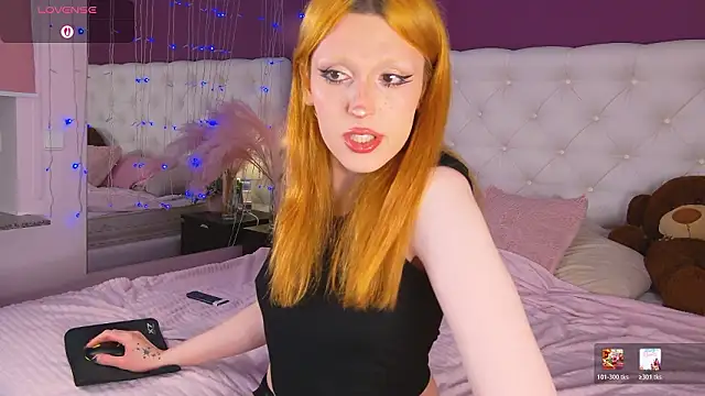 LunaBl1ss online show from 28, 3, 2026