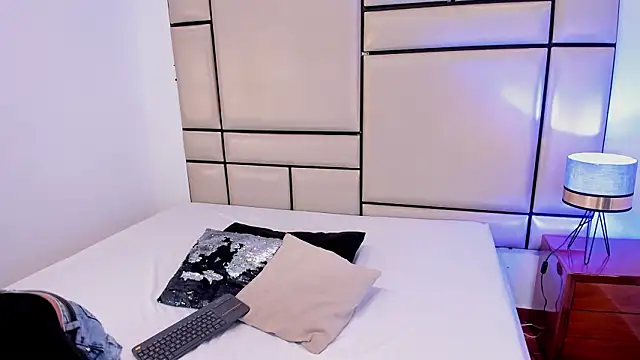 alejandra loppez online show from 2, 2, 2026