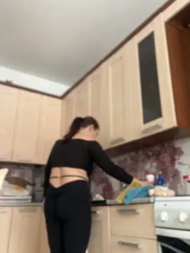 AlexaYvonne online show from 4, 2, 2026