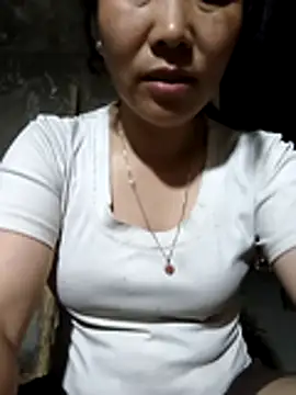 Snapshot of vesla-2k chatting on 7, 4, 2026 vesla-2k online show from 7, 4, 2026