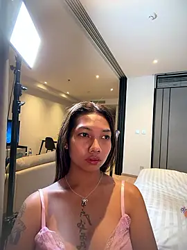 Snapshot of iamyunasky@xh chatting on 5, 1, 2026 iamyunaskyxh online show from 5, 1, 2026