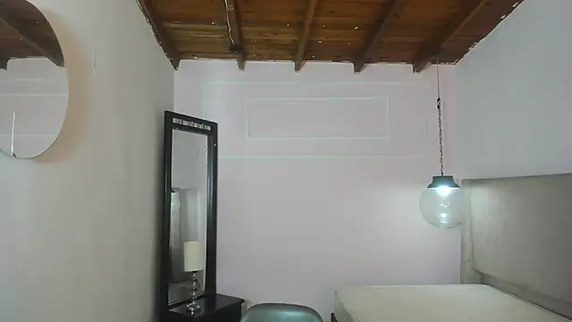 ZoeFox5 online show from 9, 3, 2026