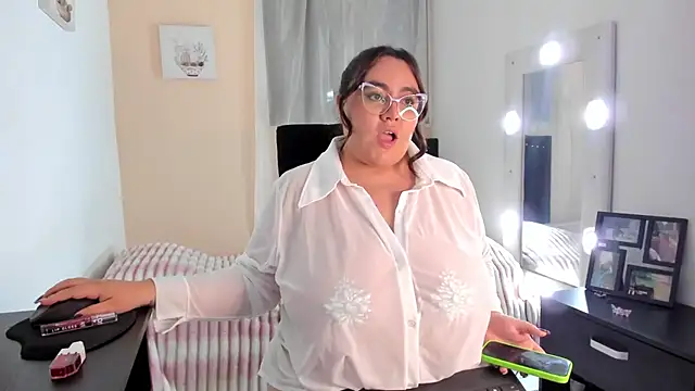 KarlaLannee online show from 8, 3, 2026