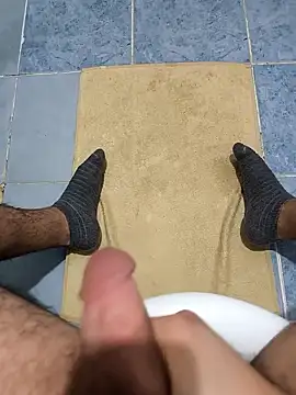 lyonnqw online show from 13, 1, 2026