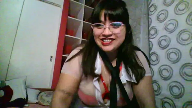Snapshot of dulce_marrr chatting on 17, 5, 2026 dulce marrr online show from 17, 5, 2026