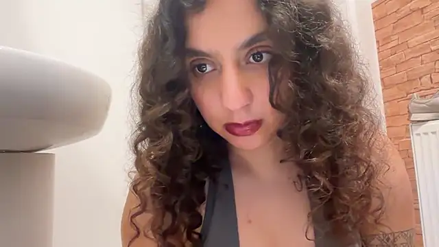 fayfay21xh online show from 11, 2, 2026