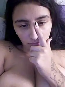 Tiffany06 online show from 4, 4, 2026