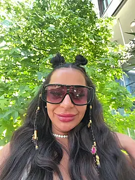 sweetxlayla online show from 15, 6, 2026