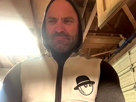 Snapshot of calimeatstick chatting on 6, 1, 2026 calimeatstick online show from 6, 1, 2026