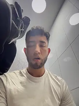 liam bronw online show from 25, 3, 2026