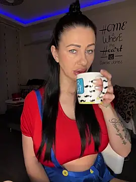 Snapshot of IRISWHITE17 chatting on 23, 2, 2026 IRISWHITE17 online show from 23, 2, 2026