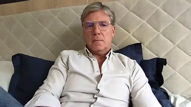 Snapshot of abibull chatting on 6, 7, 2026 abibull online show from 6, 7, 2026