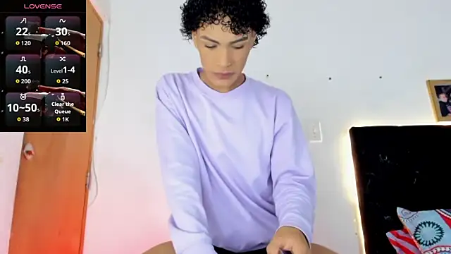 Snapshot of HotboyLyan chatting on 13, 7, 2026 HotboyLyan online show from 13, 7, 2026