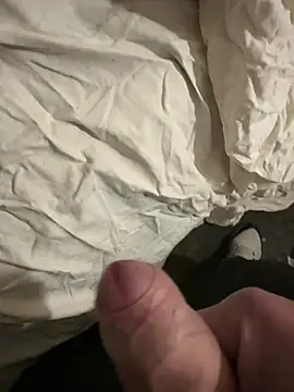 Couple031 online show from 11, 1, 2026