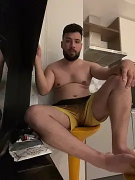 Snapshot of NinoEstouranel chatting on 15, 1, 2026 NinoEstouranel online show from 15, 1, 2026