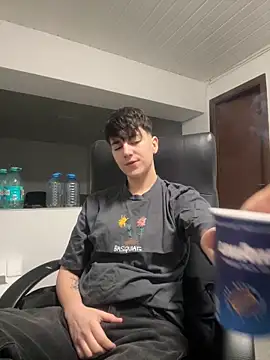 Snapshot of ravenryx chatting on 13, 2, 2026 ravenryx online show from 13, 2, 2026