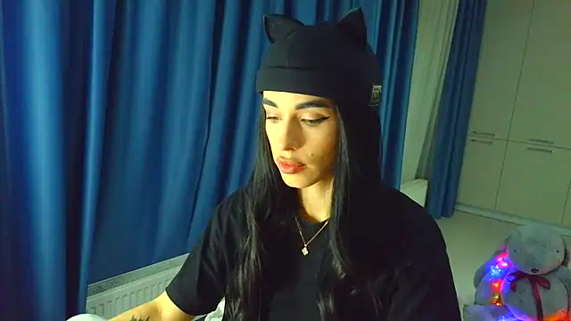 Vlada Elfie online show from 22, 2, 2026