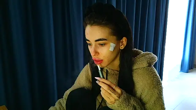 Vlada Elfie online show from 5, 4, 2026