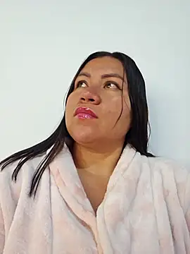 Snapshot of emilysofy chatting on 6, 1, 2026 emilysofy online show from 6, 1, 2026