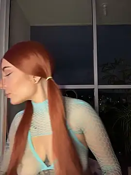 alesziarose  online show from 30, 3, 2026