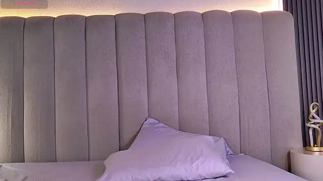 Kimi Hotdrip online show from 7, 1, 2026