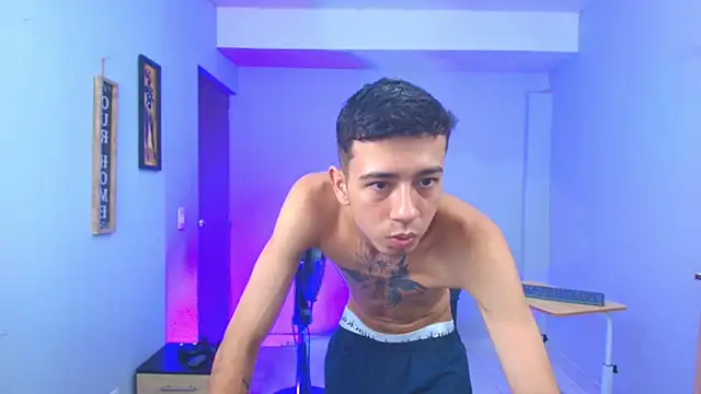 Saenz davis21 online show from 7, 1, 2026