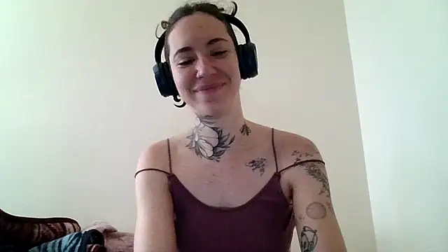 Snapshot of Dirty_Pink chatting on 9, 3, 2026 Dirty Pink online show from 9, 3, 2026