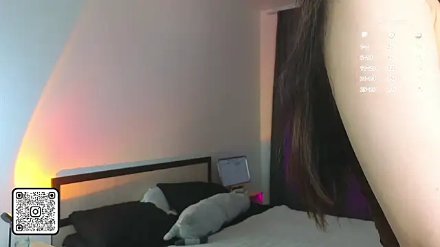 miaumiau Mia online show from 15, 2, 2026