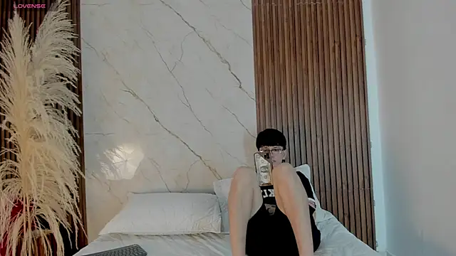 Snapshot of diana_santy chatting on 2, 7, 2026 diana santy online show from 2, 7, 2026