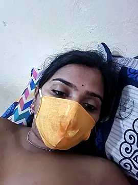 Hotty-Couple26 online show from 7, 1, 2026