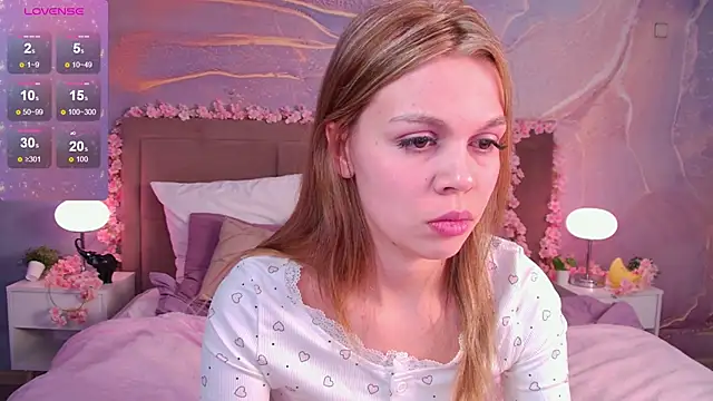 ScarletMarney online show from 9, 2, 2026