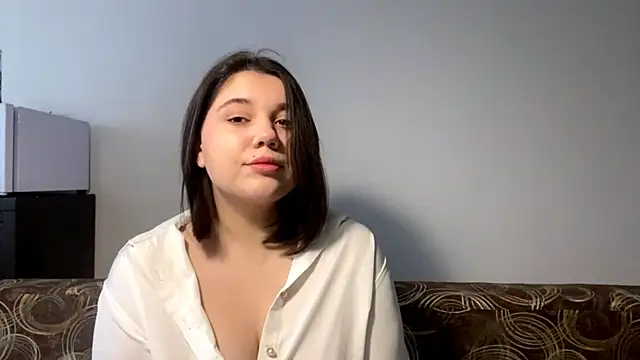 LunaBlakes online show from 7, 1, 2026