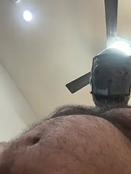 Snapshot of HairyDomGuy chatting on 18, 2, 2026 HairyDomGuy online show from 18, 2, 2026