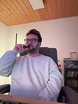 Snapshot of Dominic2295 chatting on 7, 2, 2026 Dominic2295 online show from 7, 2, 2026