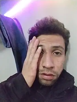 Snapshot of AlejandreBy chatting on 7, 4, 2026 AlejandreBy online show from 7, 4, 2026