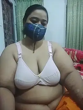 momo loves online show from 24, 3, 2026