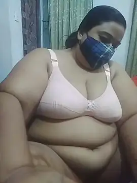 momo loves online show from 13, 5, 2026