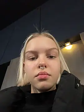 AshleyMur online show from 6, 1, 2026