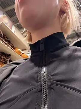 AshleyMur online show from 11, 1, 2026