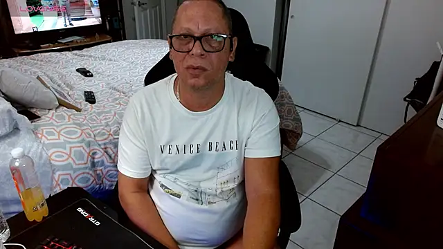 Daddy 1970 online show from 15, 4, 2026