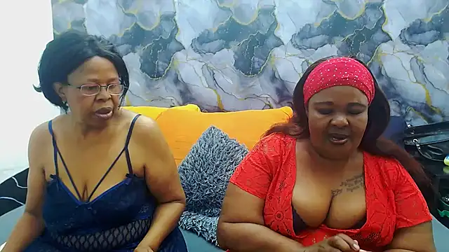 Snapshot of SEXY_MATURExx chatting on 30, 5, 2026 SEXY MATURExx online show from 30, 5, 2026