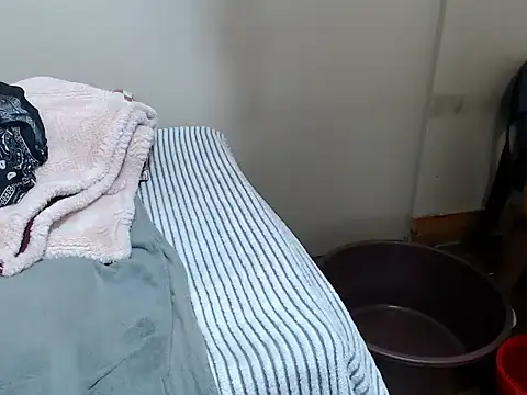 Snapshot of ExtraDoll chatting on 27, 2, 2026 ExtraDoll online show from 27, 2, 2026