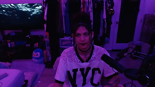 prickly priscilla online show from 19, 5, 2026
