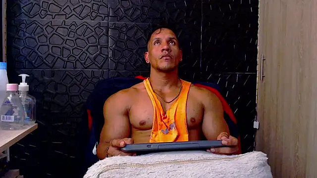 viktor herrera online show from 5, 2, 2026