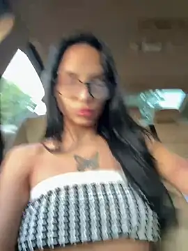 Snapshot of Evelin199 chatting on 6, 8, 2026 Evelin199 online show from 6, 8, 2026