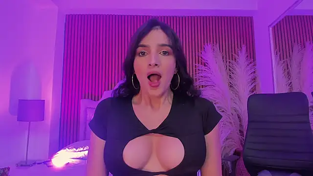 Violett hott  online show from 2, 2, 2026