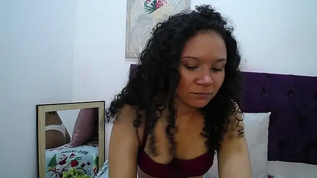 Snapshot of Little18Doll chatting on 7, 1, 2026 Little18Doll online show from 7, 1, 2026